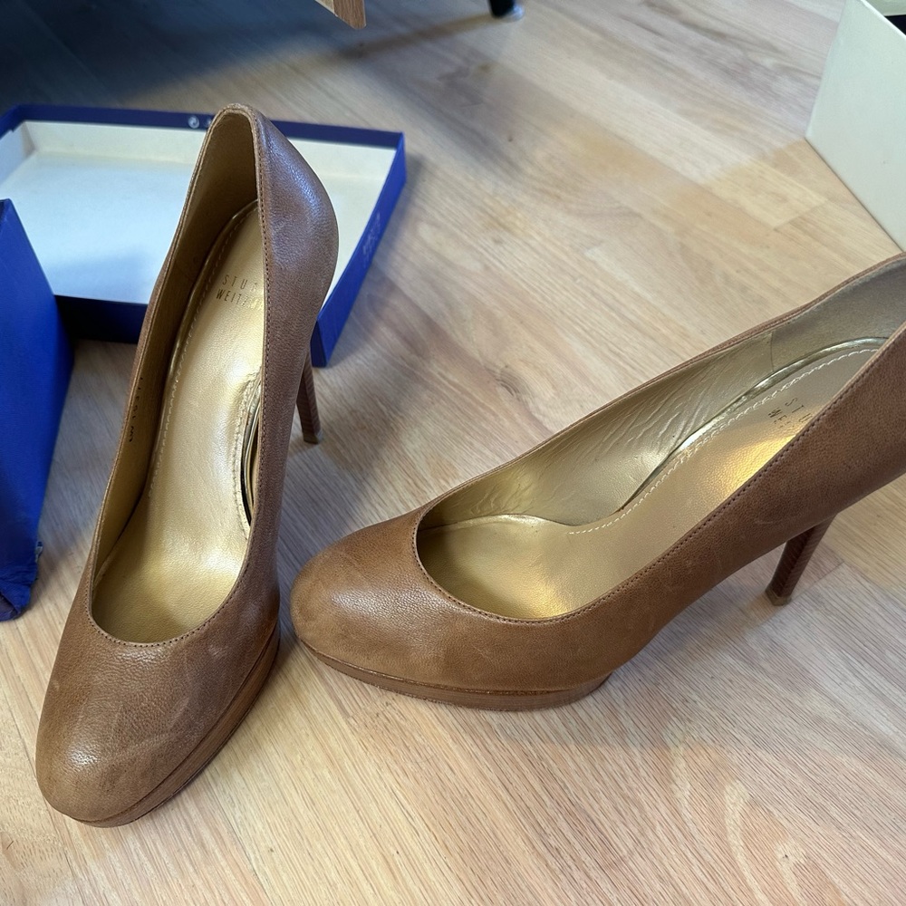Stuart Weitzman Tan Leather Women's Heels 10